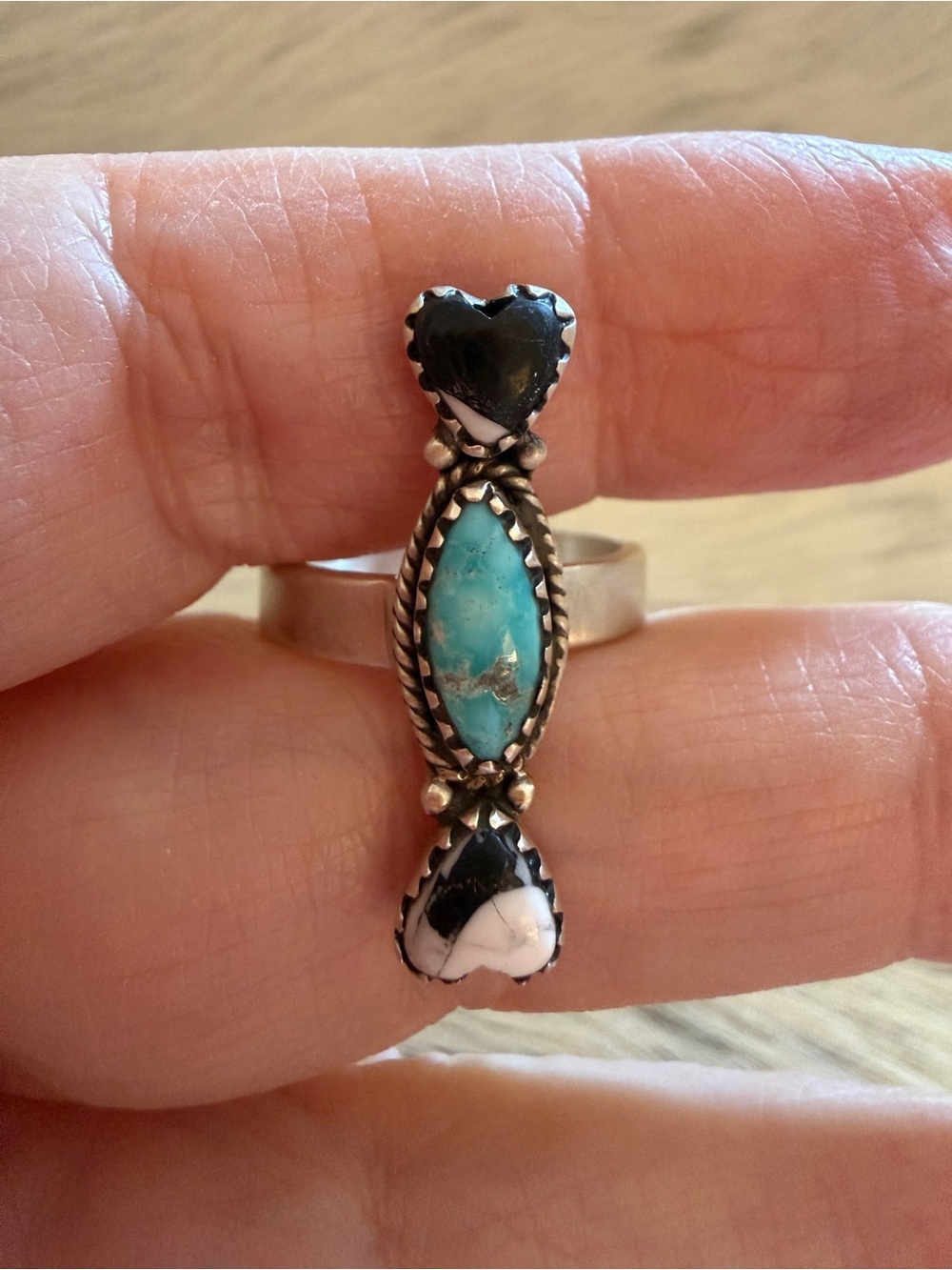 ❤️ White Buffalo Hearts & Turquoise Crawler Sterling Southwestern Ring Adj Size